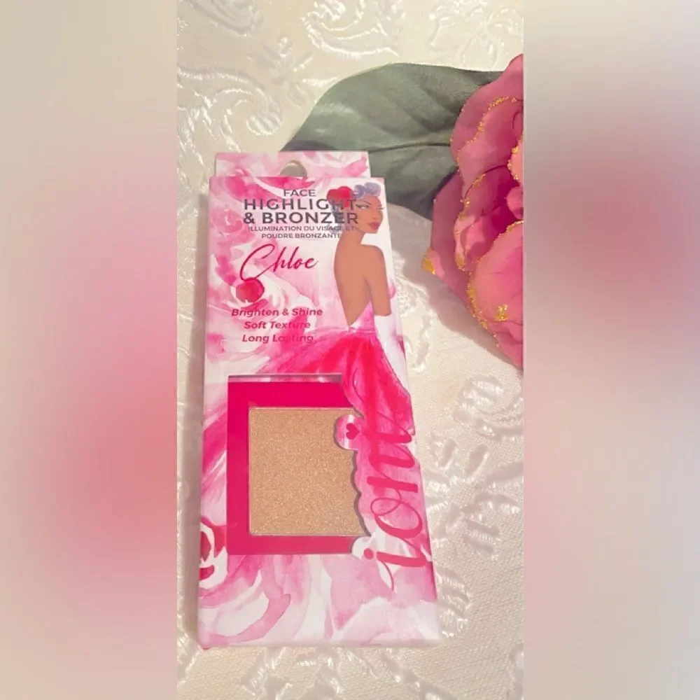 🛍️Face Highlight & Bronzer Brighten &Shine Soft Texture💥long lasting Chloe 3g